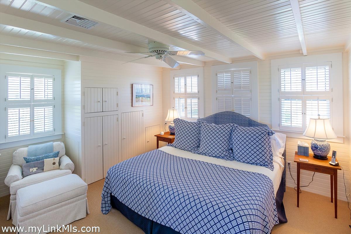 82 Baxter Road Nantucket, MA 02554 - Photo 7 of 11 Gallery Image 7