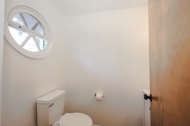 $385,000 | 40 Merrimack Drive, Merrimack, NH 03054