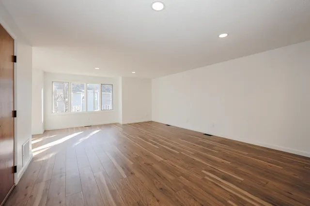 $385,000 | 40 Merrimack Drive, Merrimack, NH 03054