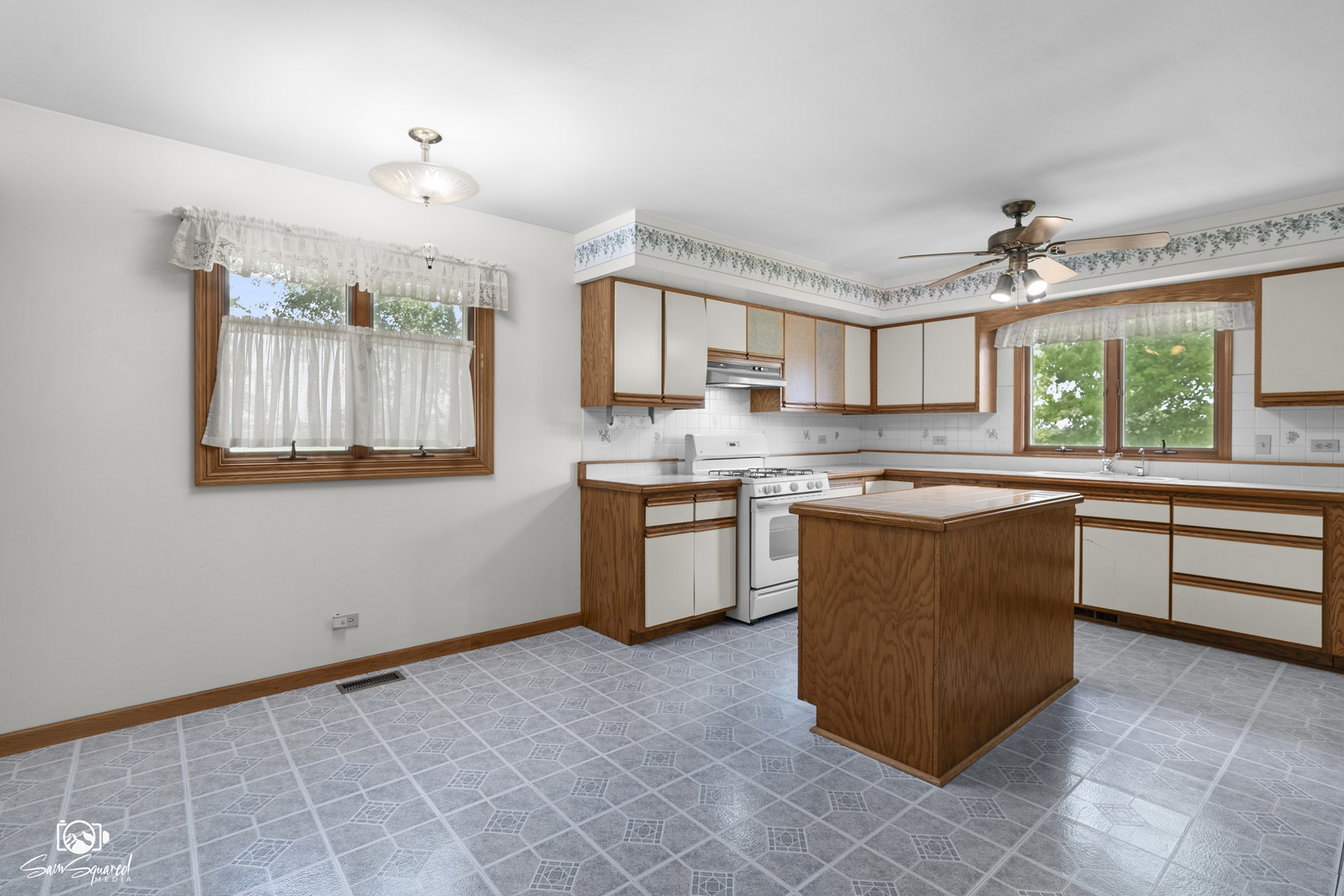 4849 West Kennedy Road Peotone, IL 60468 - Photo 4 of 41 Gallery Image 4