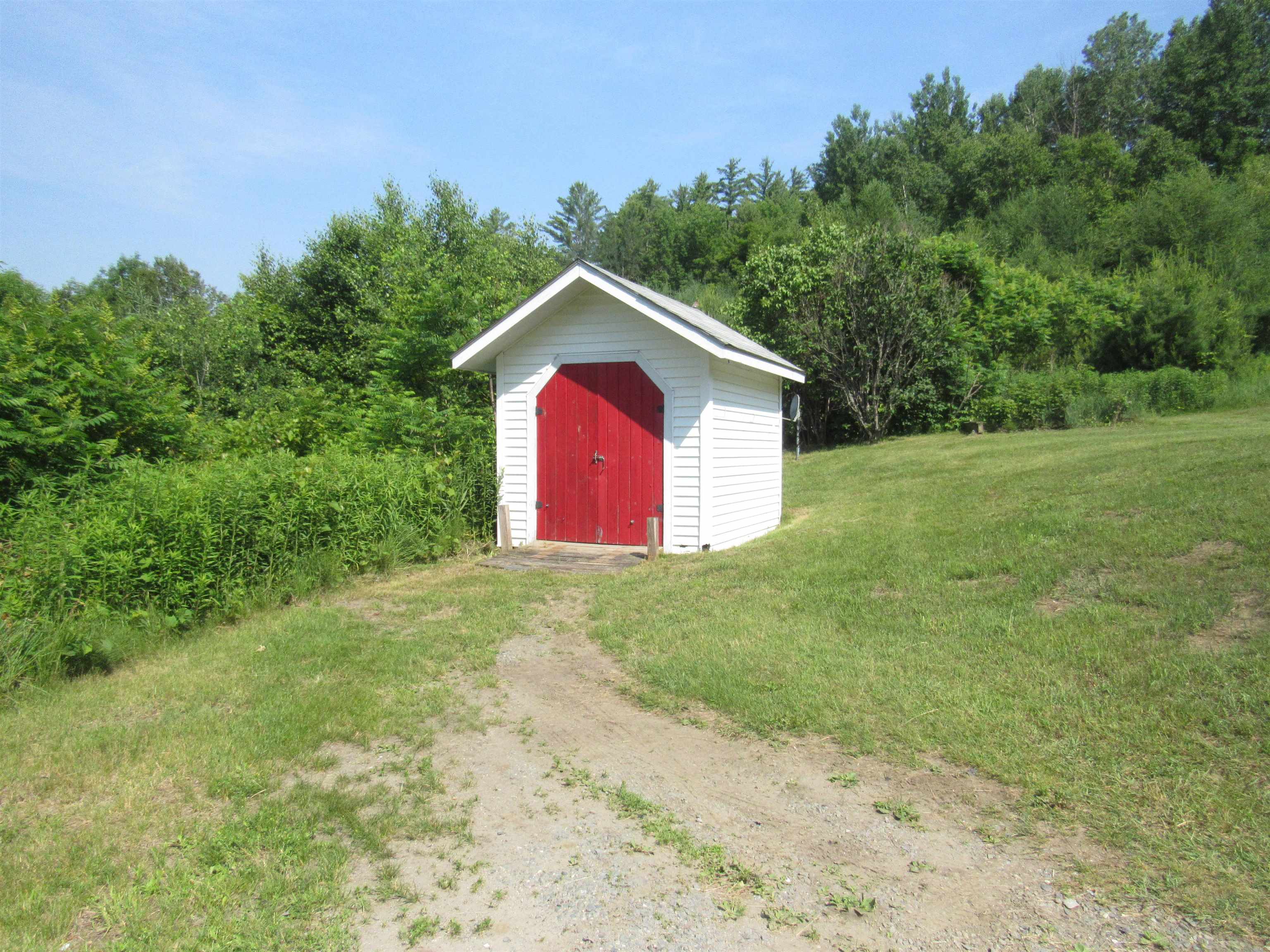 47 Watkins Road Danville, VT 05819 - Photo 5 of 28