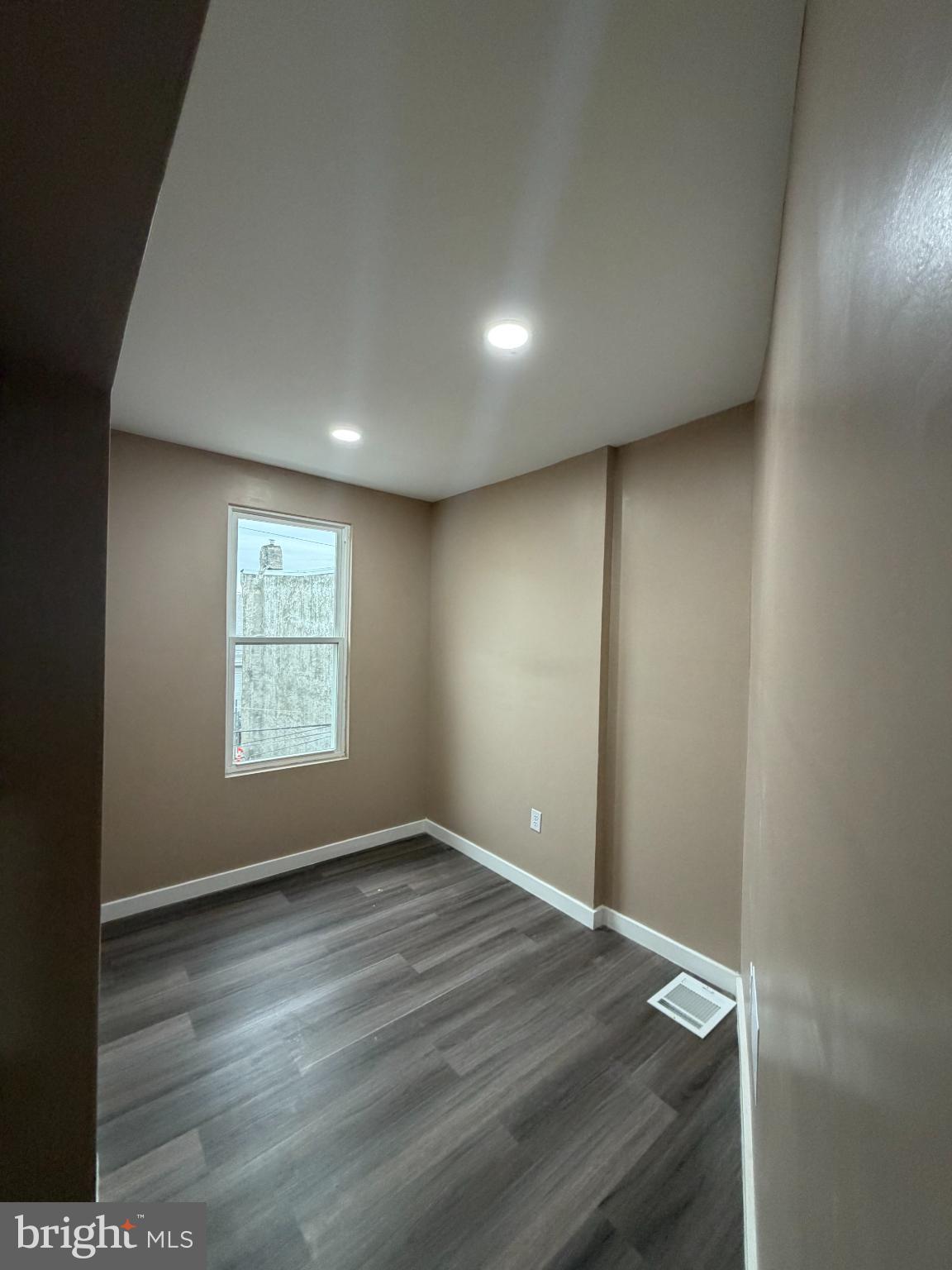 3019 D Street Philadelphia, PA 19134 - Photo 12 of 19 new windows throughout