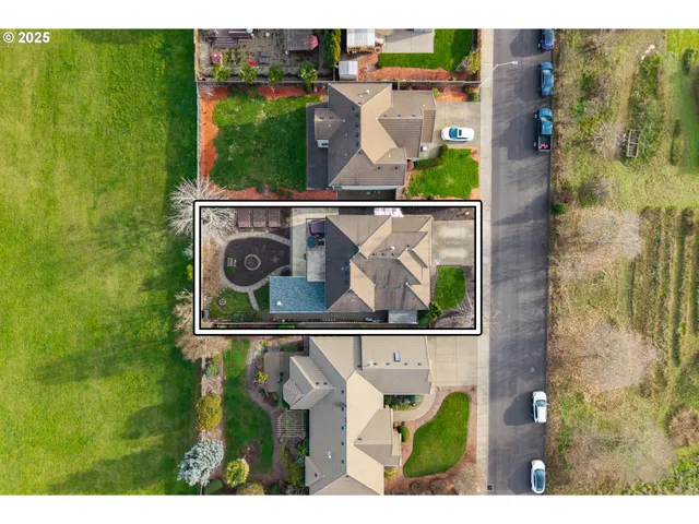 $674,900 | 12021 Southeast Summer Place, Clackamas, OR 97015