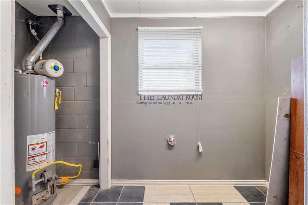 9 Atteiram Drive Rome, GA 30161 - Photo 23 of 29 a bathroom with a sink