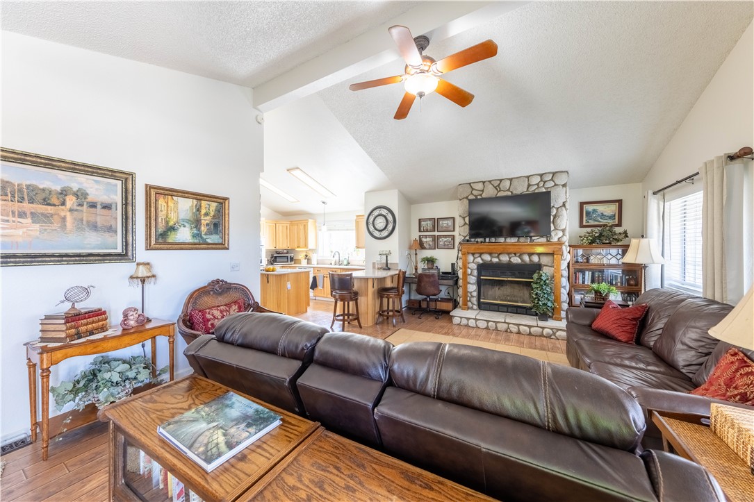 2430 South Ridge Avenue Bullhead City, AZ 86429 - Photo 6 of 57