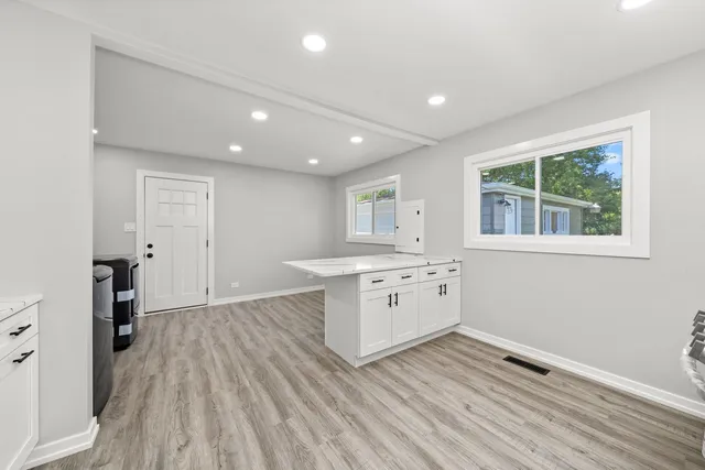 $220,000 | 338 Farragut Street, Park Forest, IL 60466