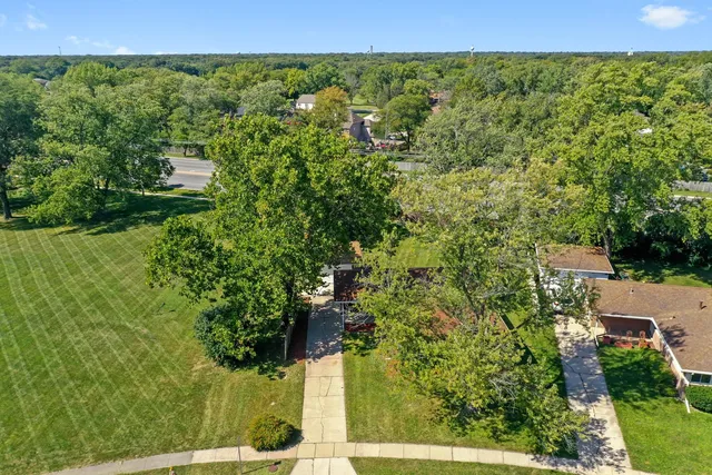 $220,000 | 338 Farragut Street, Park Forest, IL 60466
