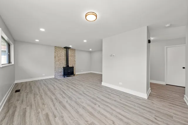 $220,000 | 338 Farragut Street, Park Forest, IL 60466