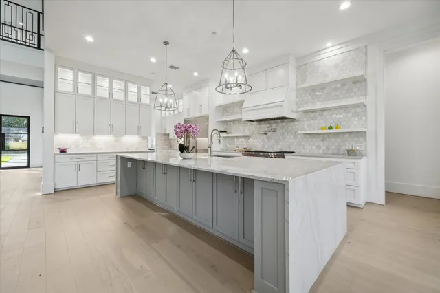 $3,650,000 | 534 Lanecrest Lane, Houston, TX 77024