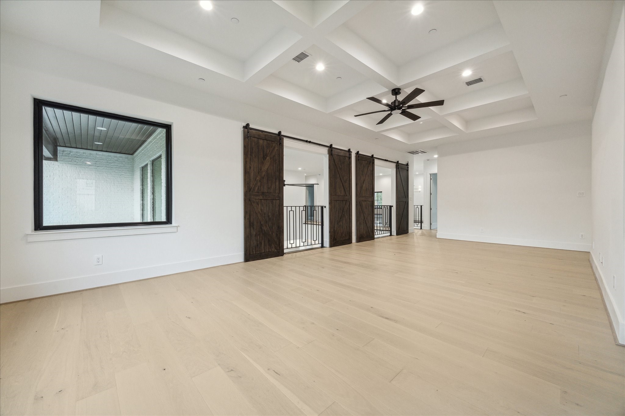 534 Lanecrest Lane Houston, TX 77024 - Photo 28 of 49 a view of an empty room with a window
