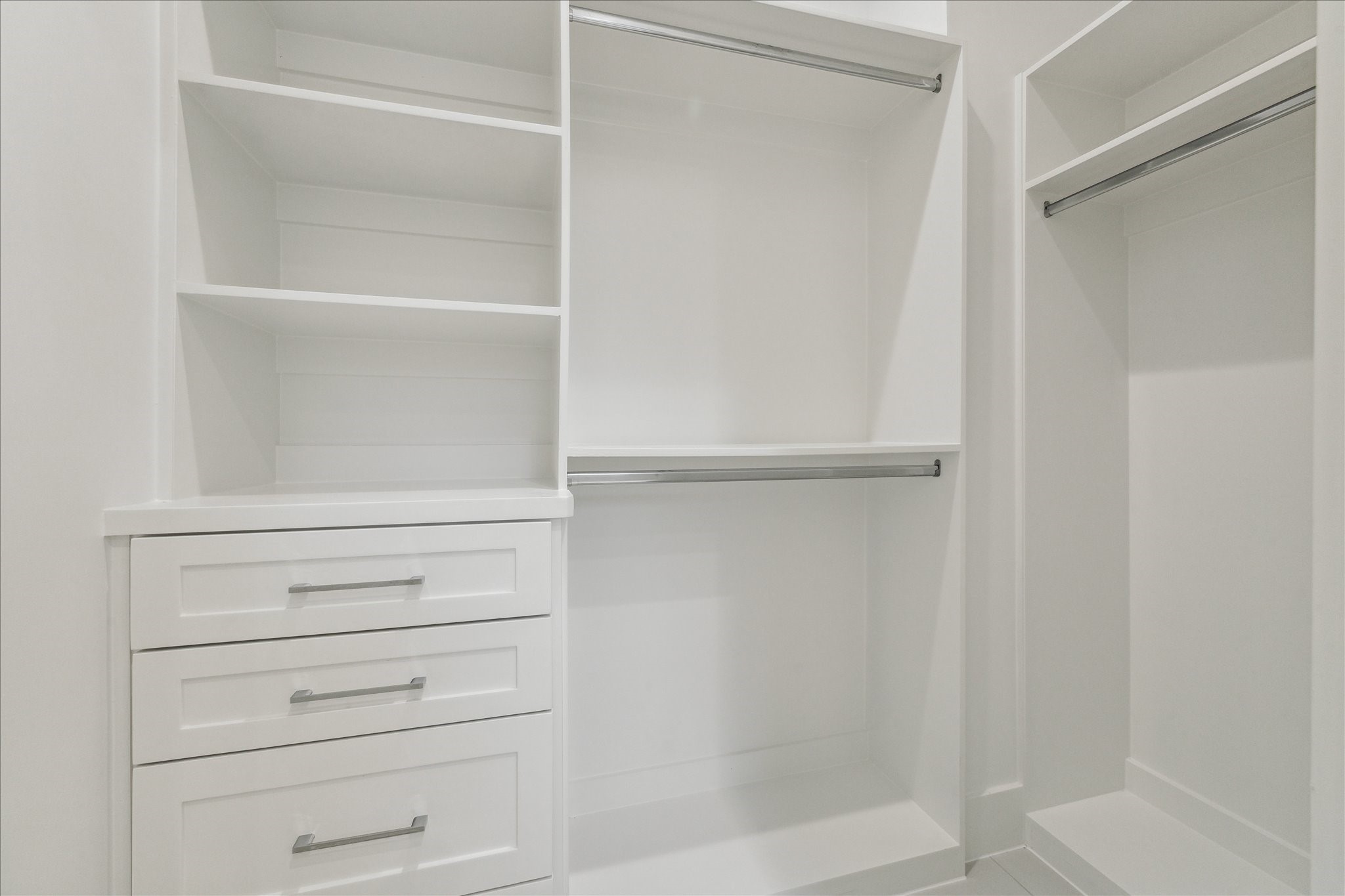 534 Lanecrest Lane Houston, TX 77024 - Photo 38 of 49 a close view of closet