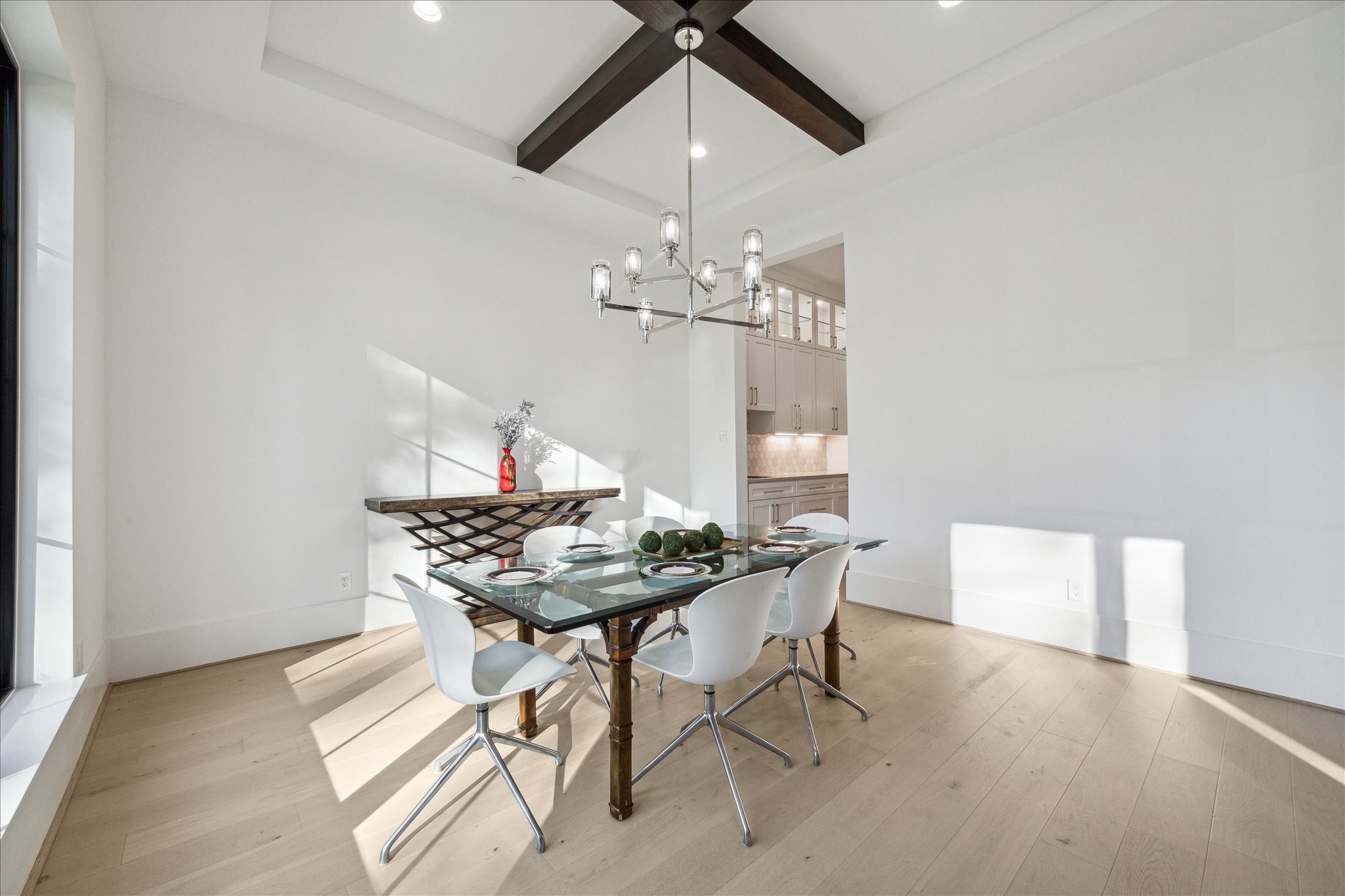 534 Lanecrest Lane Houston, TX 77024 - Photo 4 of 49 a view of a dining room with furniture and chandelier