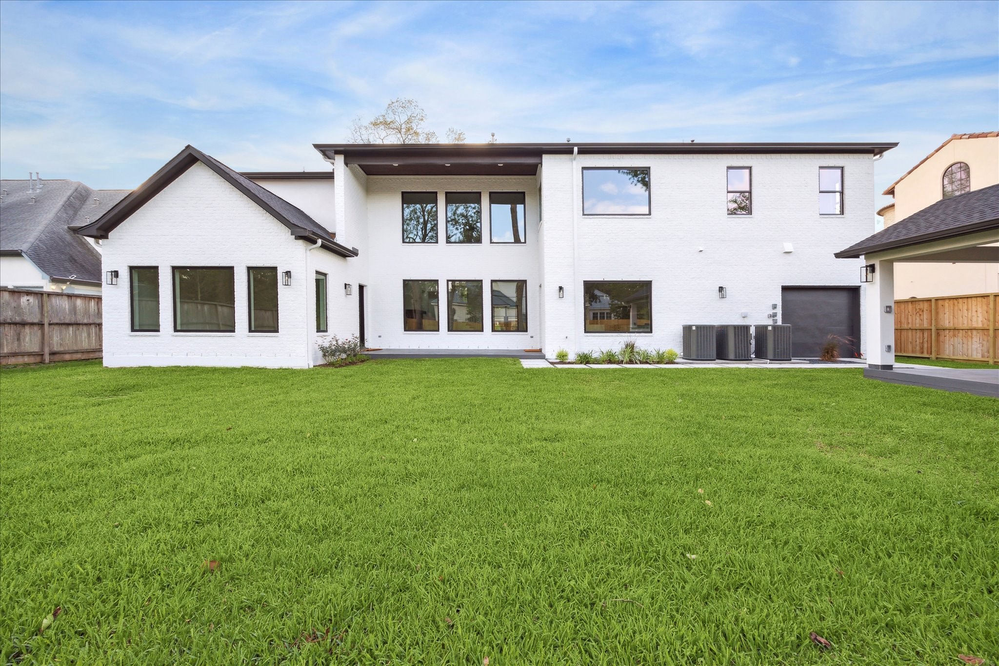 534 Lanecrest Lane Houston, TX 77024 - Photo 45 of 49 a front view of house with yard and green space