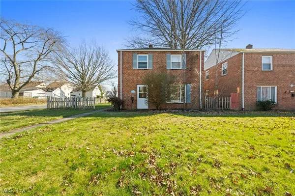 $1,300 | 21000 Priday Avenue, Euclid, OH 44123