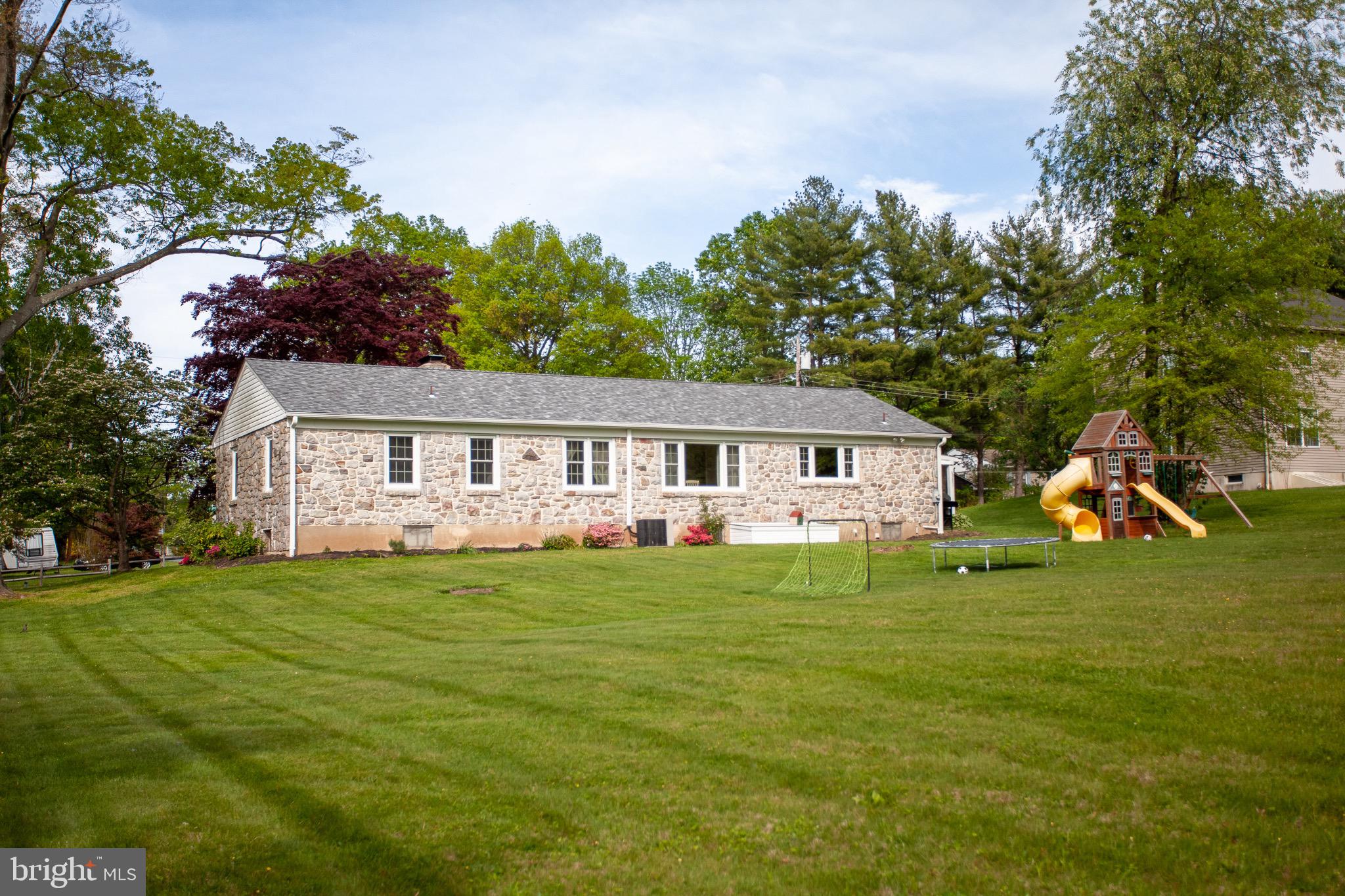 650 West Hoffecker Road Pottstown, PA 19465 - Photo 33 of 34