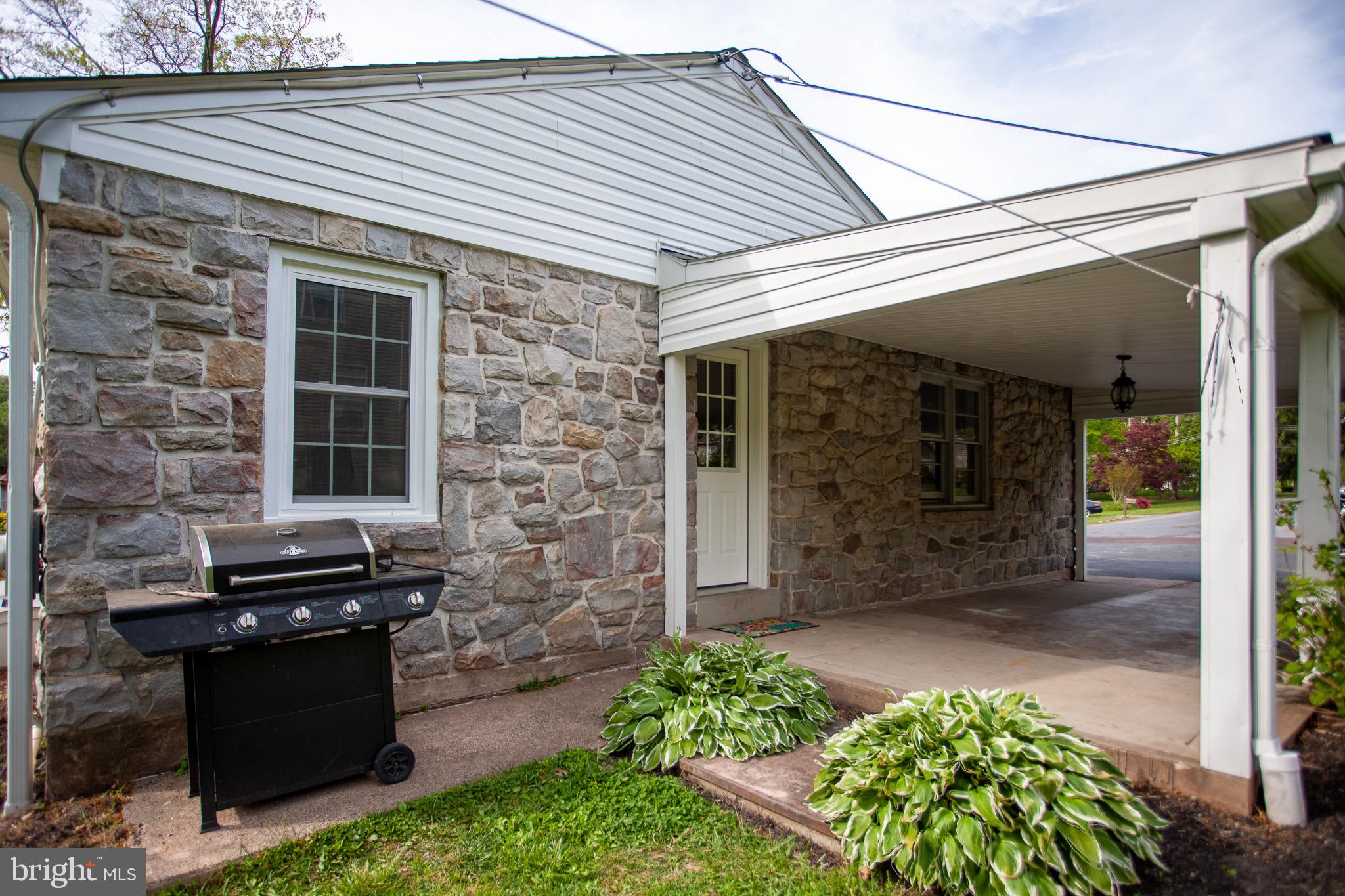 650 West Hoffecker Road Pottstown, PA 19465 - Photo 5 of 34