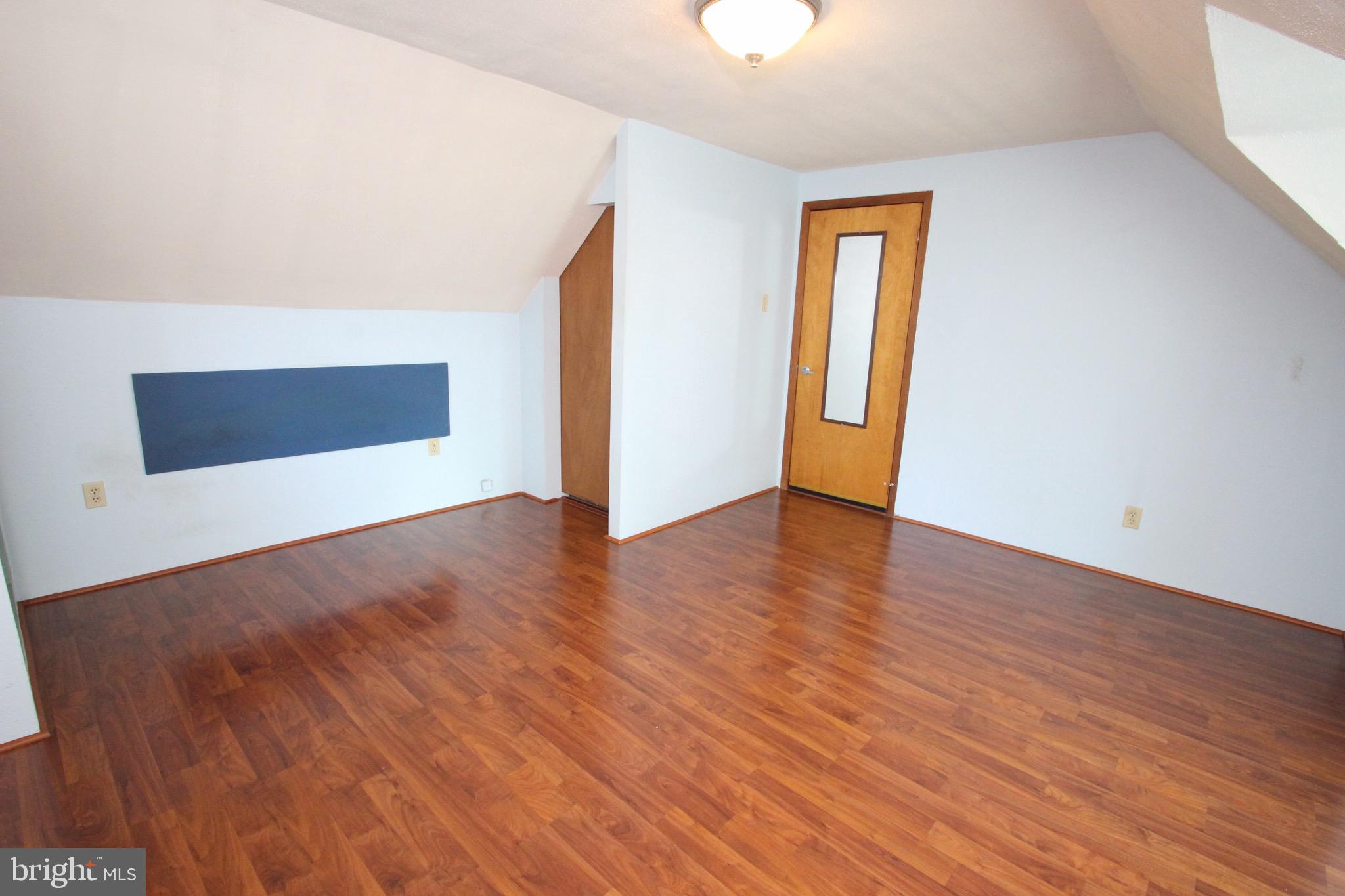 2327 Secane Road Secane, PA 19018 - Photo 33 of 39