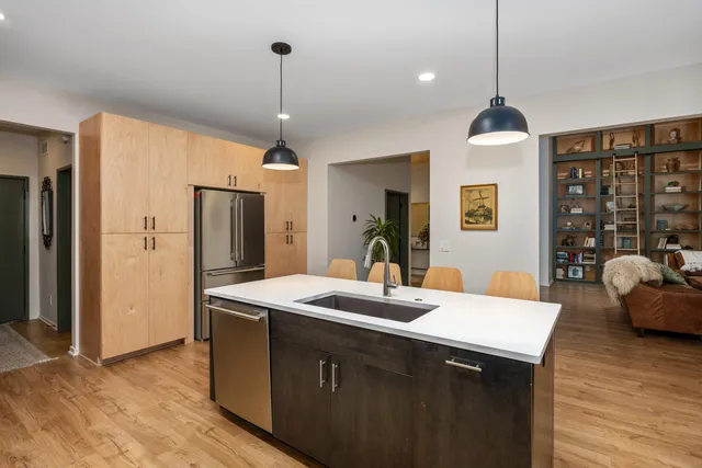 $1,060,000 | 3465 Palmer Drive, Saugatuck, MI 49453