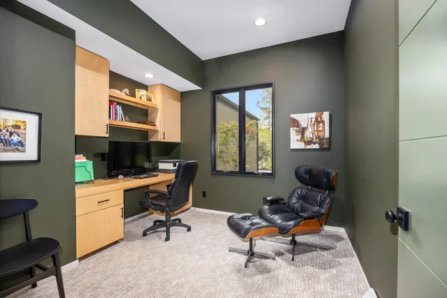 $1,060,000 | 3465 Palmer Drive, Saugatuck, MI 49453