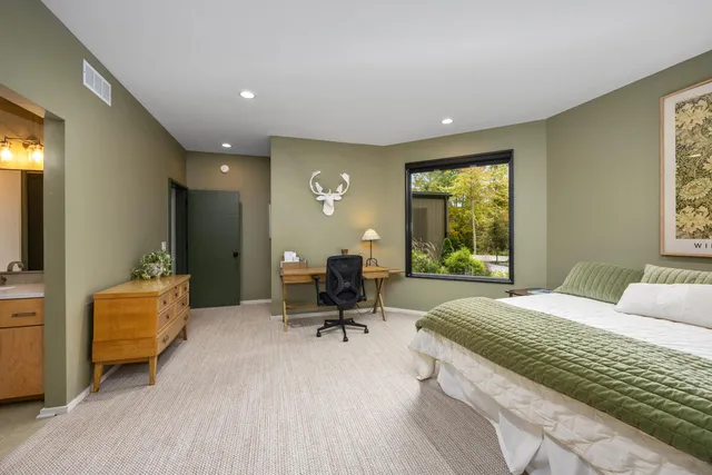 $1,060,000 | 3465 Palmer Drive, Saugatuck, MI 49453