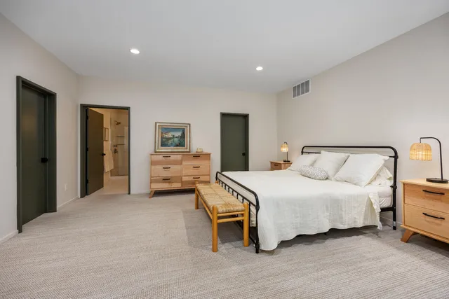 $1,060,000 | 3465 Palmer Drive, Saugatuck, MI 49453