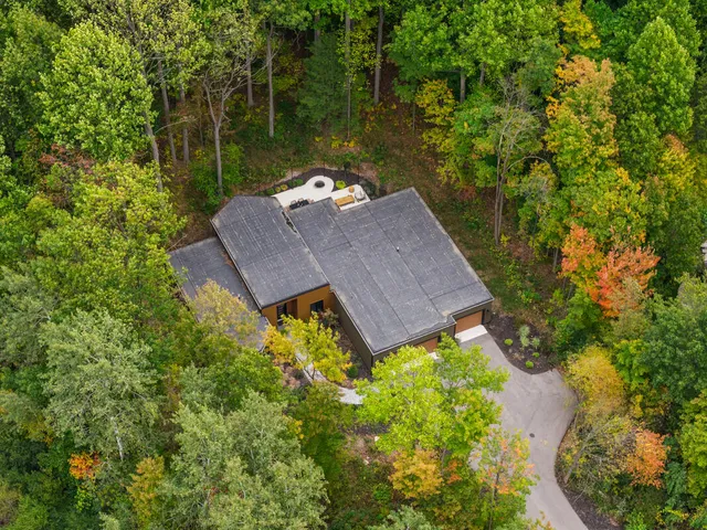 $1,060,000 | 3465 Palmer Drive, Saugatuck, MI 49453