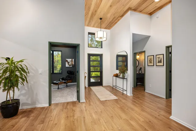 $1,060,000 | 3465 Palmer Drive, Saugatuck, MI 49453