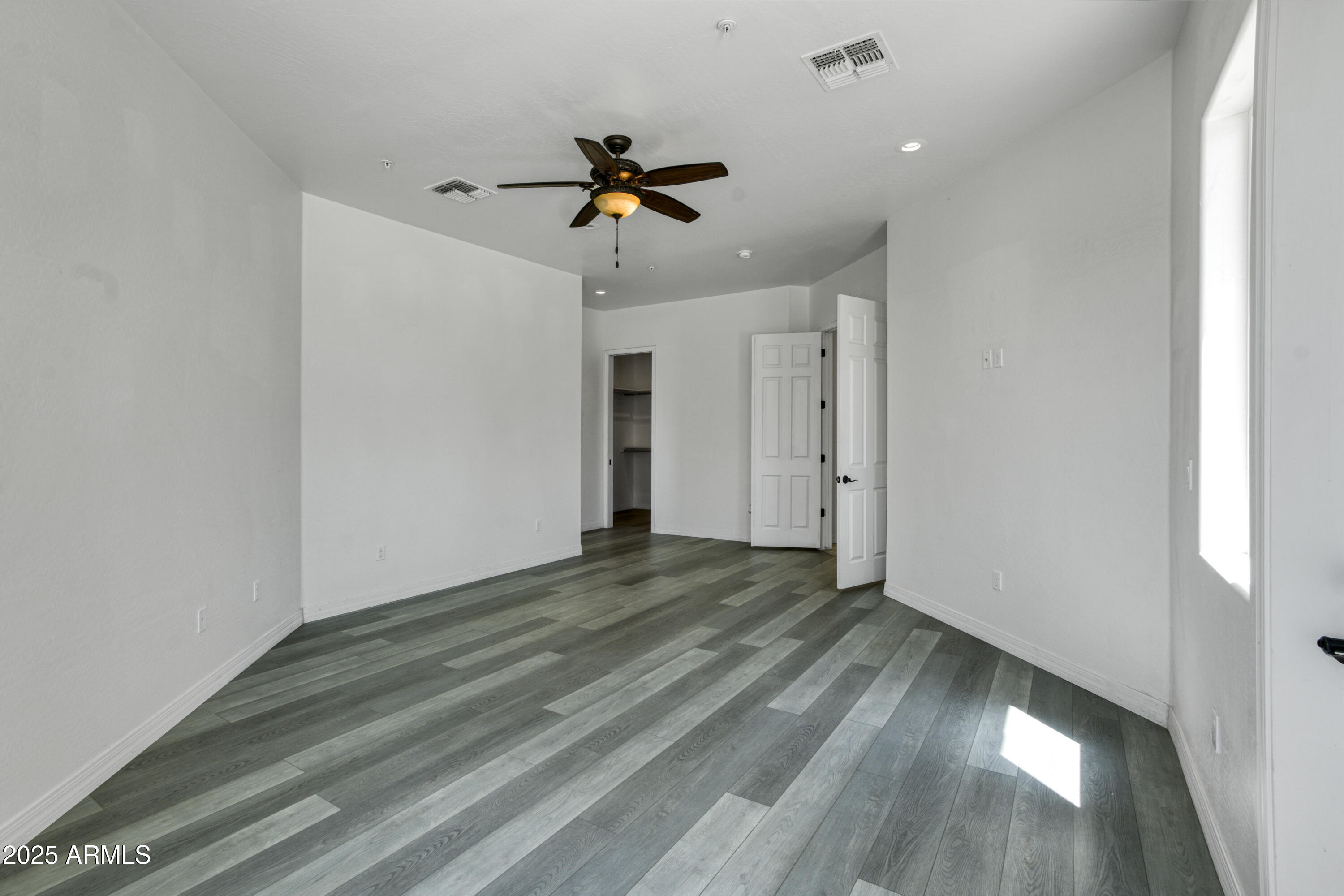 16209 West Skinner Road Surprise, AZ 85387 - Photo 14 of 65 DSC04473_33