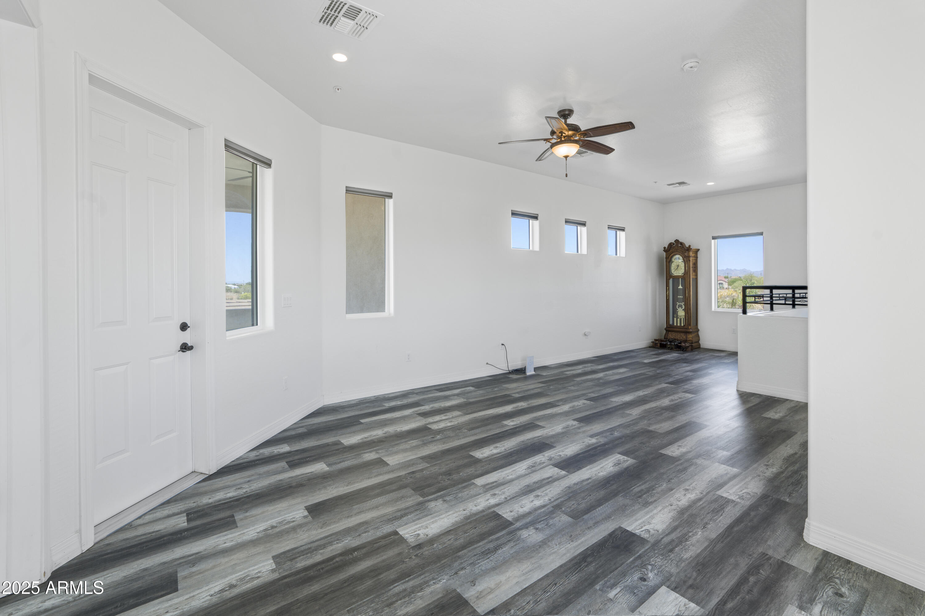 16209 West Skinner Road Surprise, AZ 85387 - Photo 27 of 65 DSC04431_19 (2)