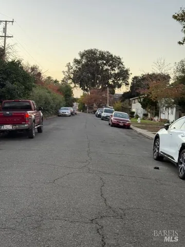 $300,000 | 136 Calhoun Street, Vallejo, CA 94590