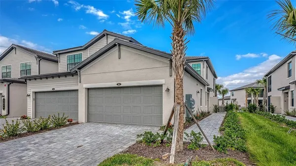 $3,250 | 5624 Summit Pointe Circle, Unit 104, Bradenton, FL 34210