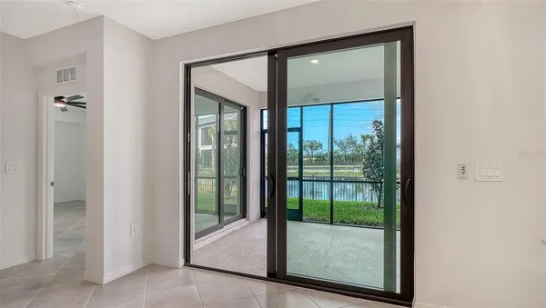$3,250 | 5624 Summit Pointe Circle, Unit 104, Bradenton, FL 34210