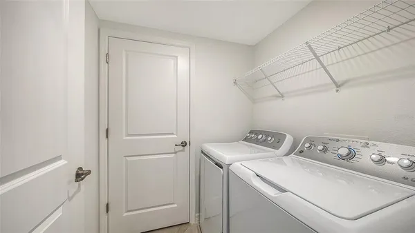 $3,250 | 5624 Summit Pointe Circle, Unit 104, Bradenton, FL 34210