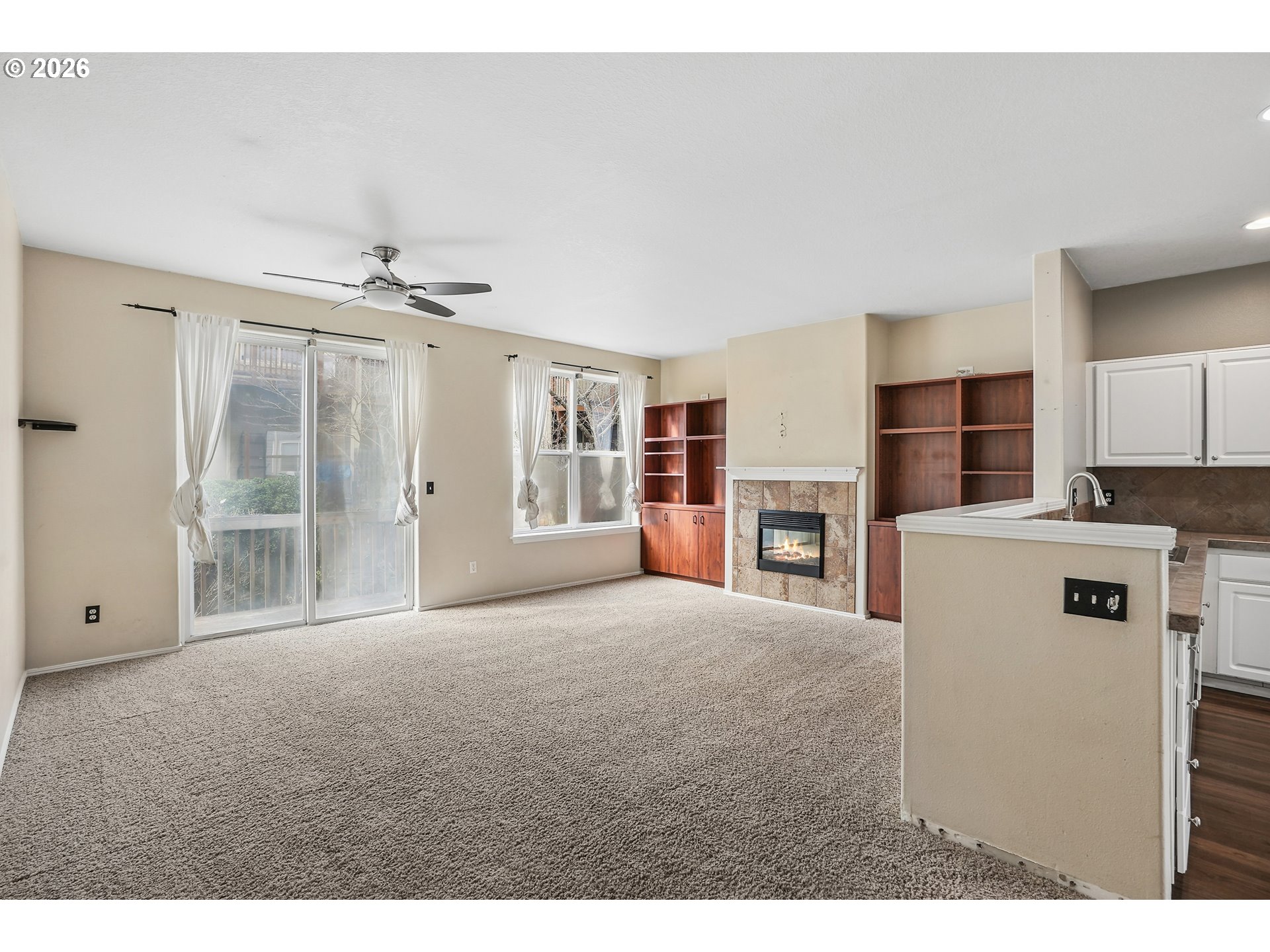 12045 Southwest Chukar Terrace Beaverton, OR 97007 - Photo 4 of 28