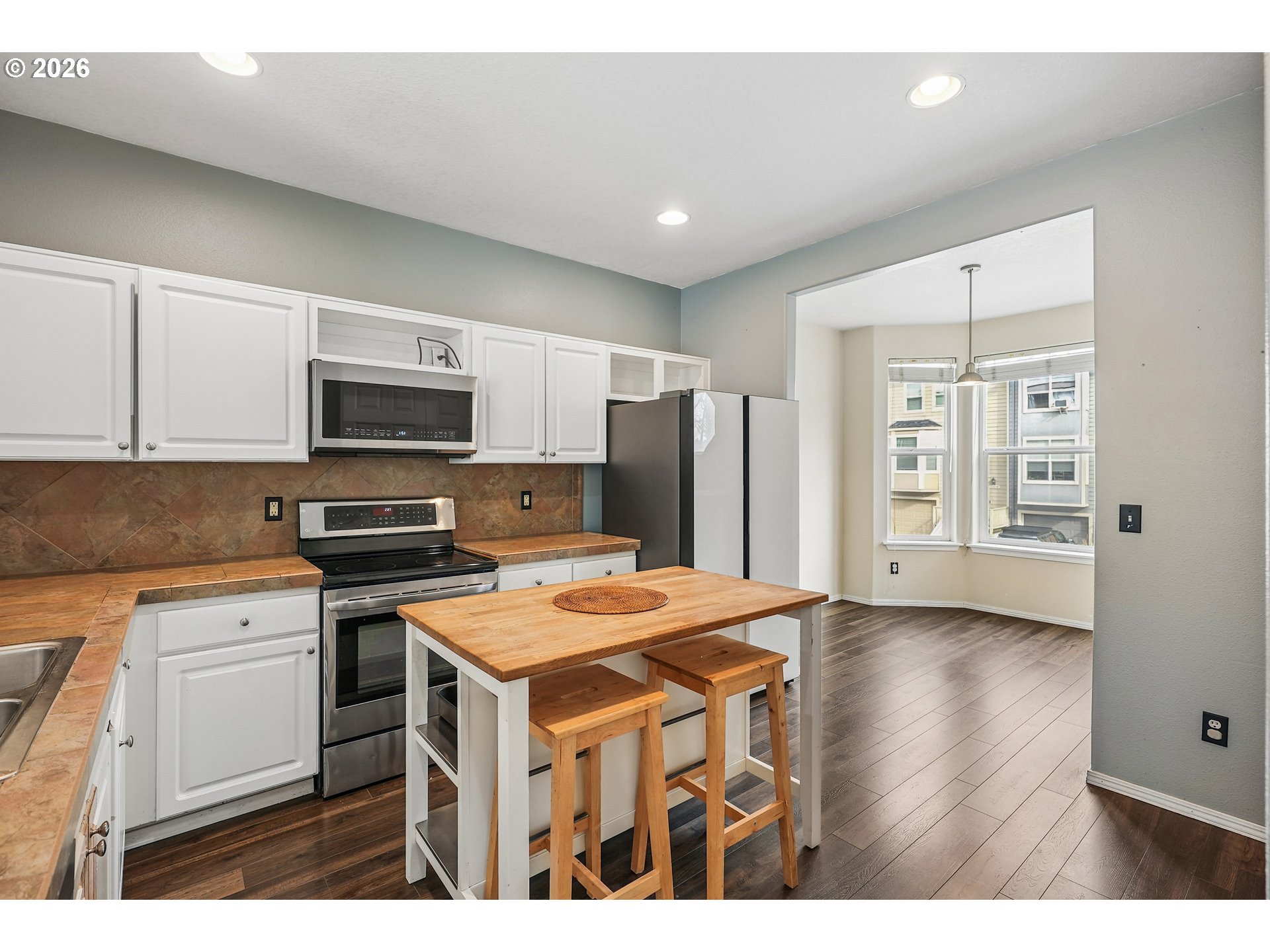 12045 Southwest Chukar Terrace Beaverton, OR 97007 - Photo 10 of 28