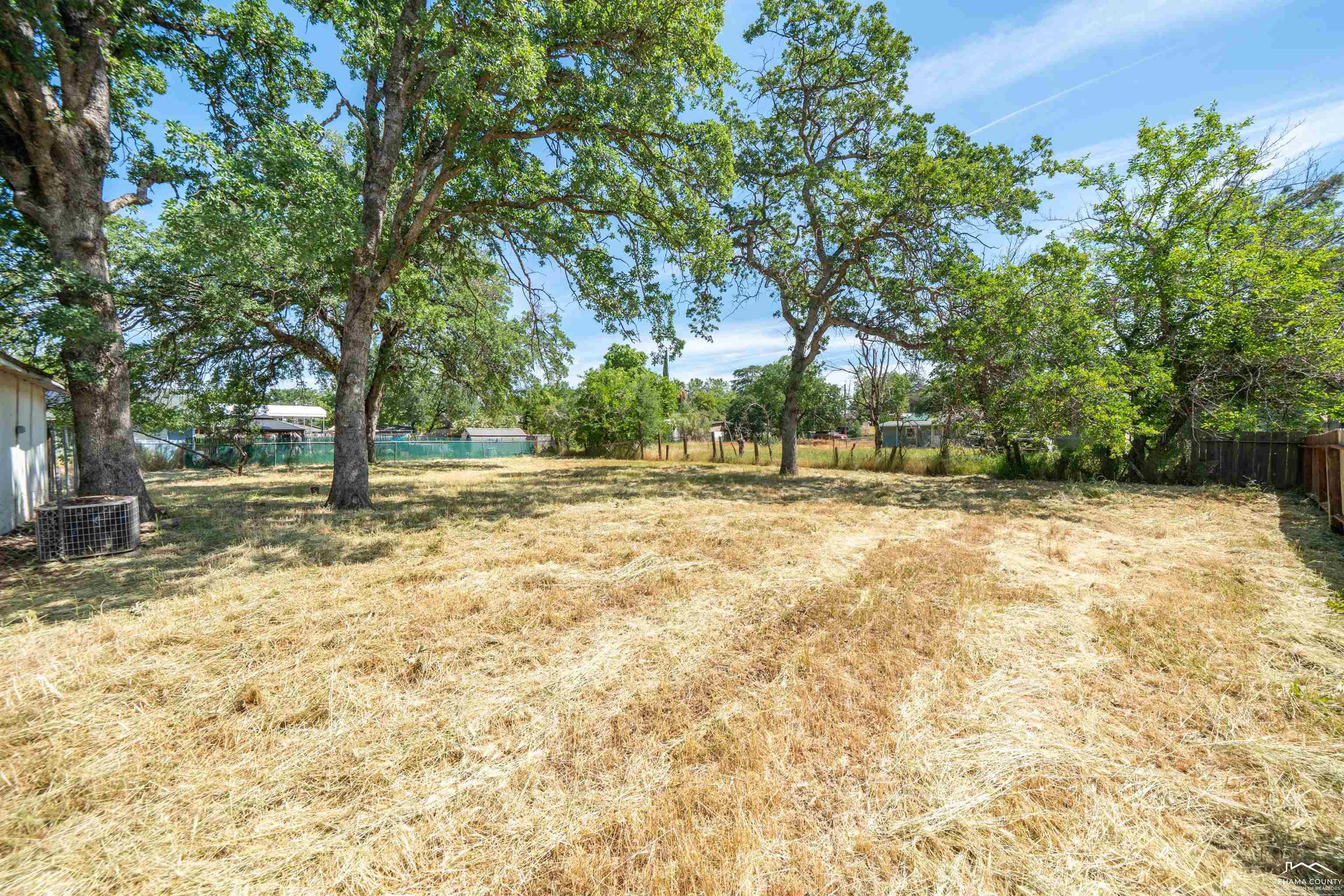 2631 Irwin Road Redding, CA 96002 - Photo 18 of 22