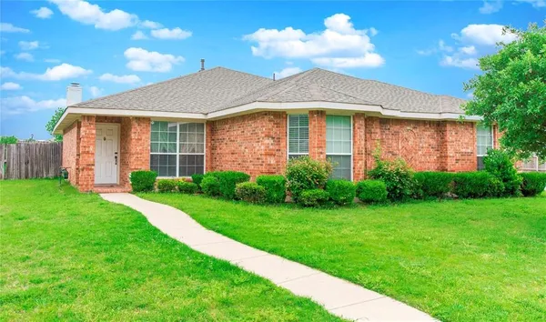 $2,500 | 1008 Ashdon Lane, Murphy, TX 75094