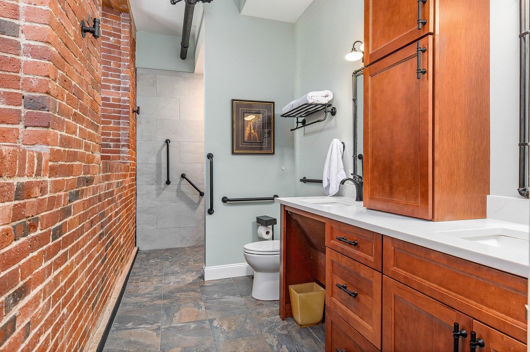 6 Bay Road, Unit 4 Newmarket, NH 03857 - Photo 21 of 60