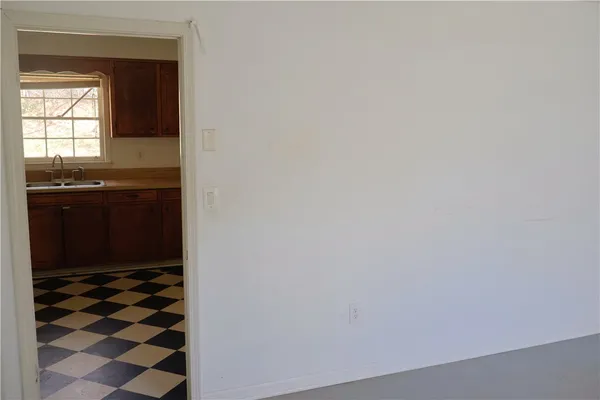 $179,000 | 235 Meadowlark Drive, Walhalla, SC 29691