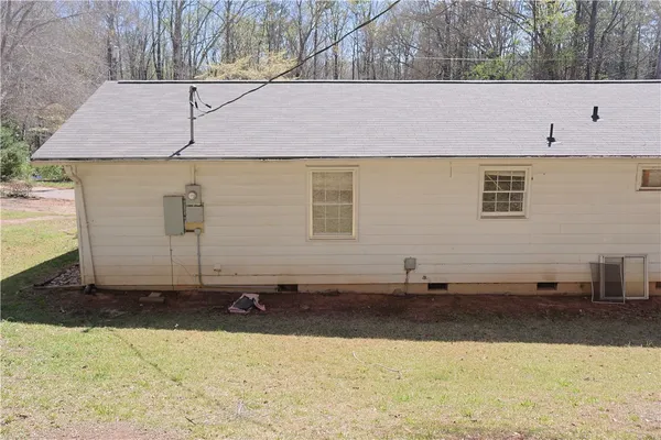 $179,000 | 235 Meadowlark Drive, Walhalla, SC 29691