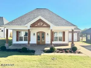 $449,900 | 2581 River Ouse Drive, Hernando, MS 38632