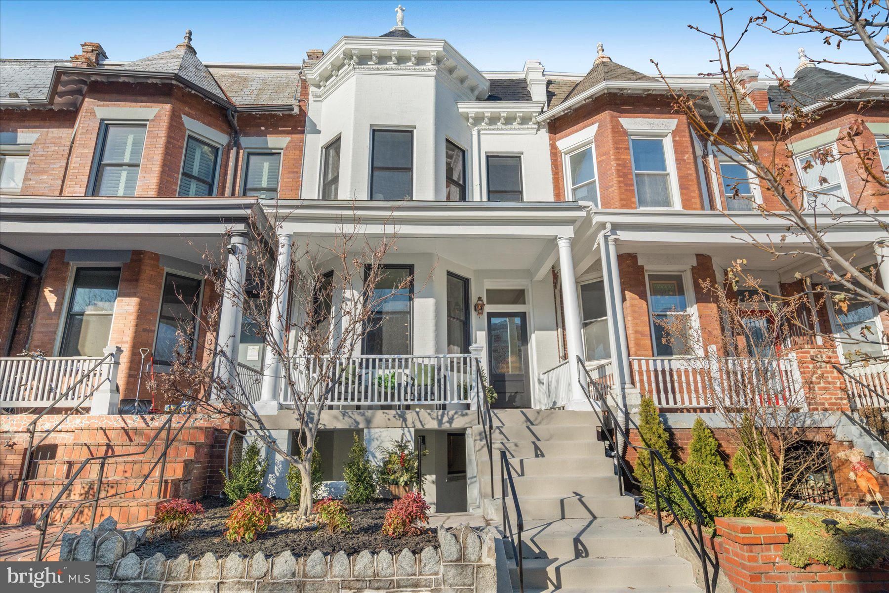 Welcome to 131 Randolph Place NW