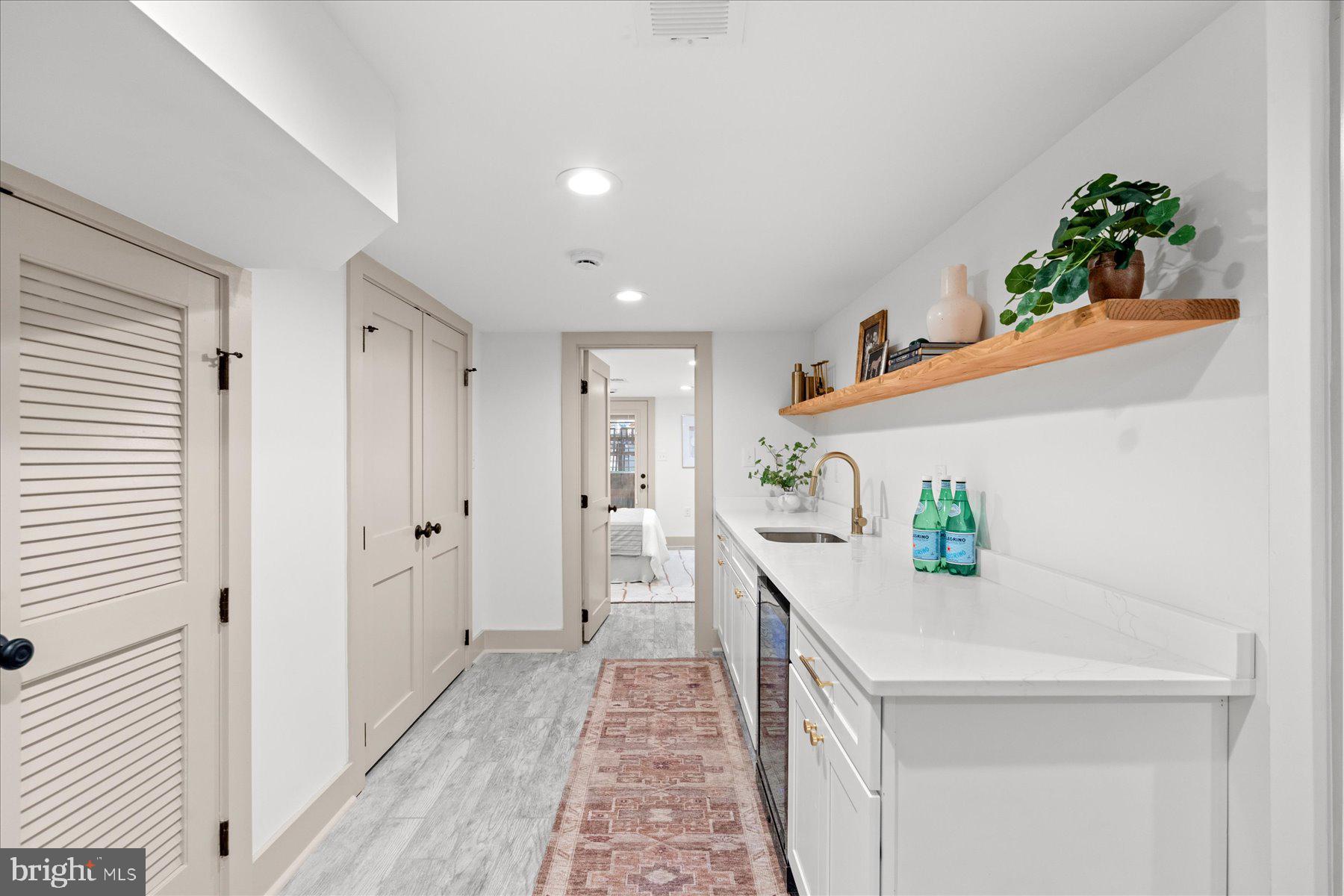 131 Randolph Place Northwest Washington, DC 20001 - Photo 34 of 41 Lower level wet bar