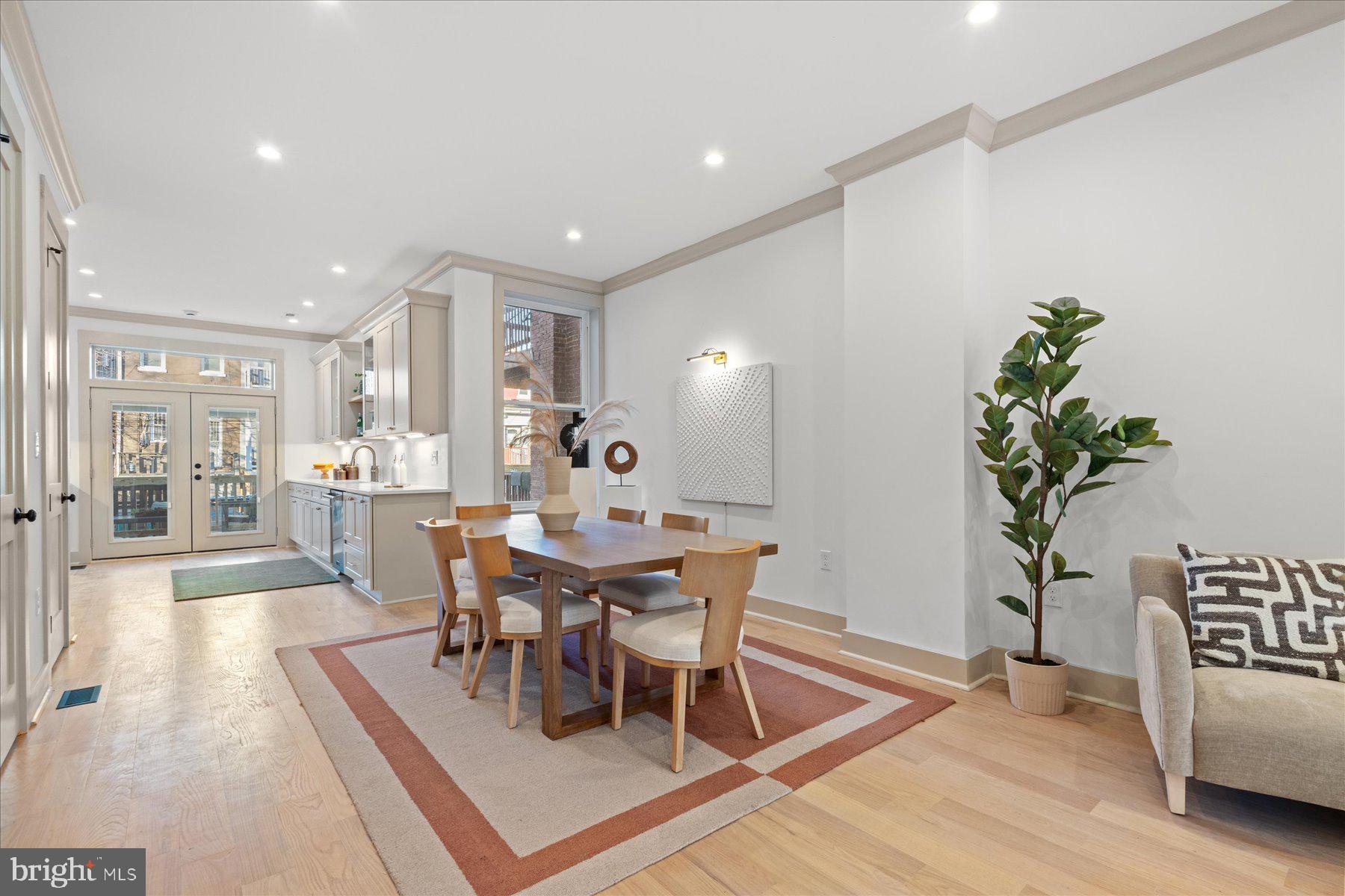131 Randolph Place Northwest Washington, DC 20001 - Photo 10 of 41 Dinner party ready dining room!