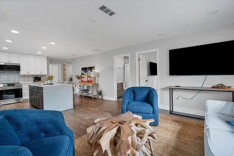 $595,000 | 2307 10th Street West, Palmetto, FL 34221