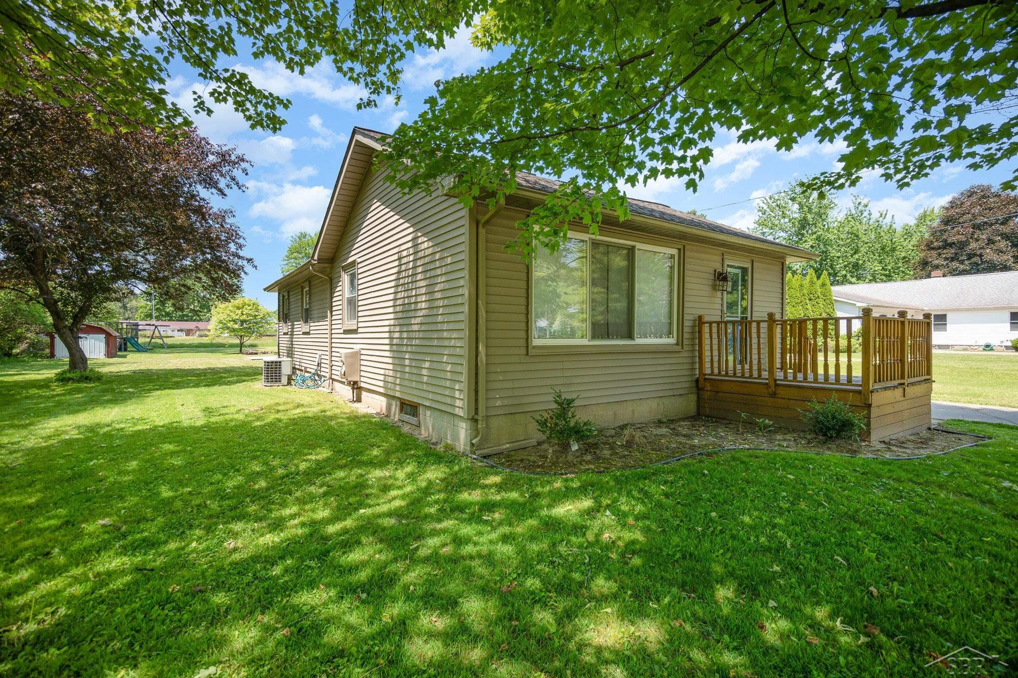 570 Adams Road Saginaw, MI 48609 - Photo 7 of 21 50111119-6.JPG