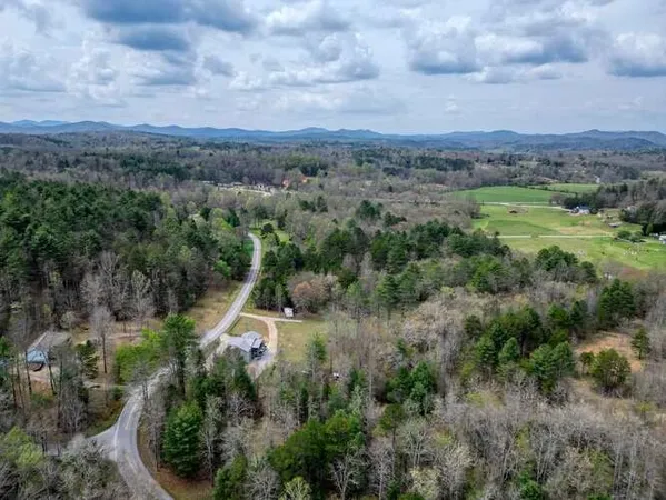 $495,000 | 407 Highland Trace, Blairsville, GA 30512