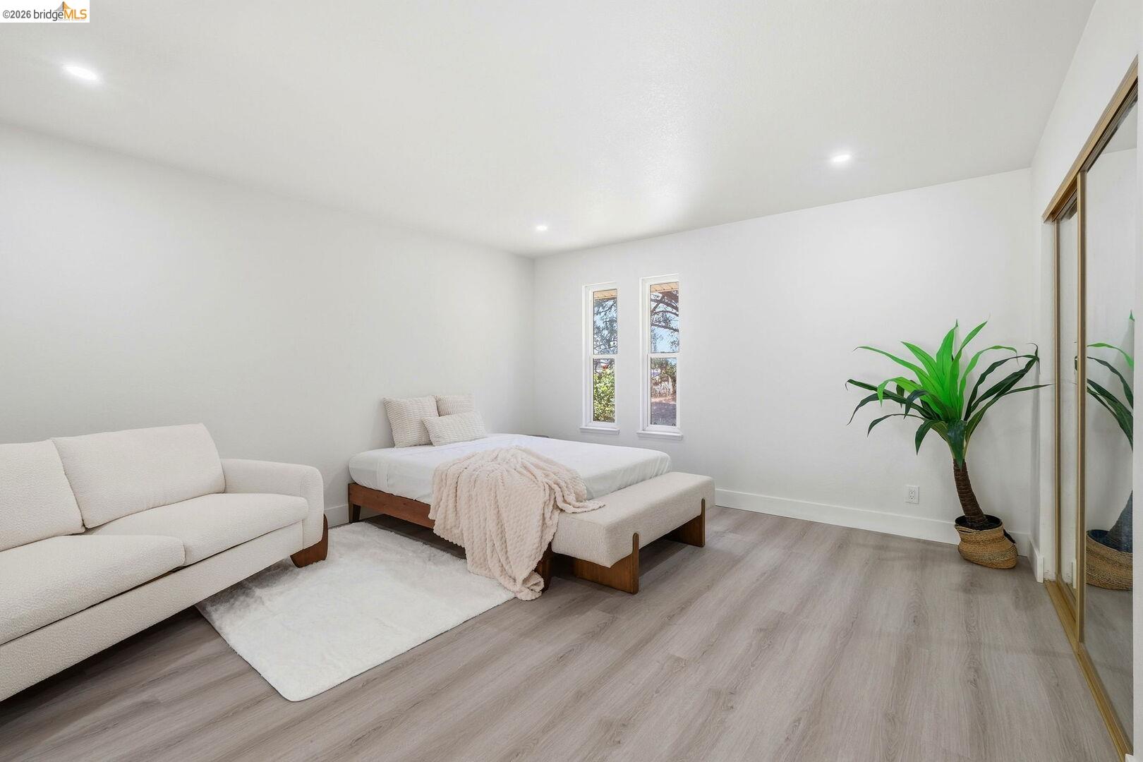 1590 Sunset Road Brentwood, CA 94513 - Photo 18 of 45 Master bedroom