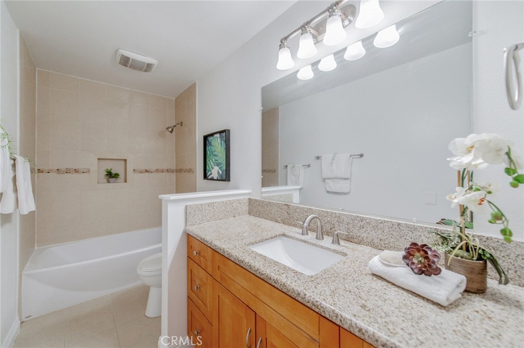 44 Fallbrook Irvine, CA 92604 - Photo 11 of 25