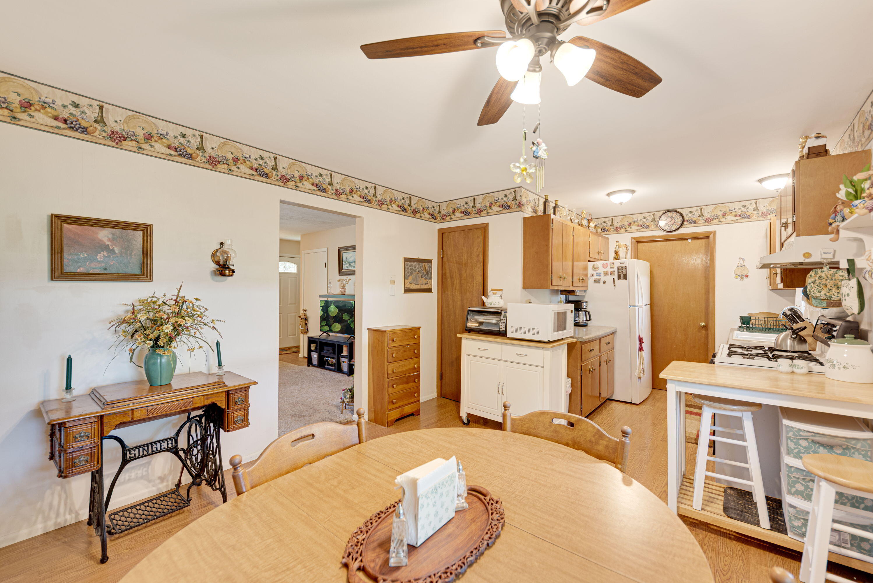 770 Fox River Road Valparaiso, IN 46385 - Photo 7 of 17 2996x2000